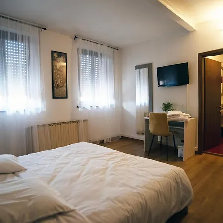 Szálloda Cesa 2*